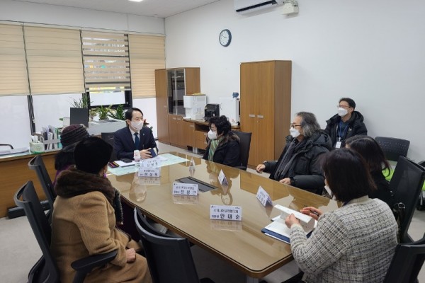 220117_김광호 수지구청장, 11개 동 찾아 주민들과 소통 나서_사진.jpg