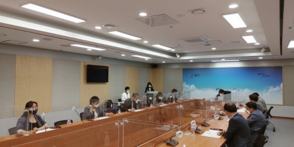 3. 시는 지난 16일 시청 영상회의실에서 규제개혁위원회를 개최 등록규제 50건을 검토했다..jpg