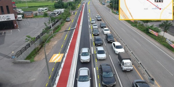 3. 처인구가 마성2리2교차로에서 마성1교차로 구간에 우회전 차선을 설치했다..jpg