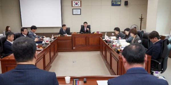 20231123 행정사무감사 3일차(3)도시건설위원회.jpg