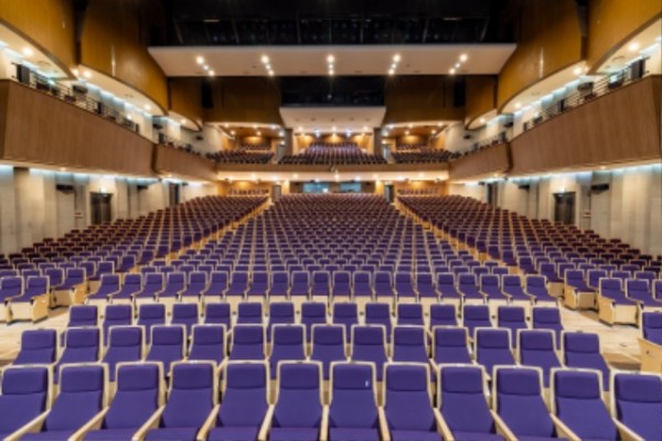 [사진자료] 용인포은아트홀 객석1.jpg