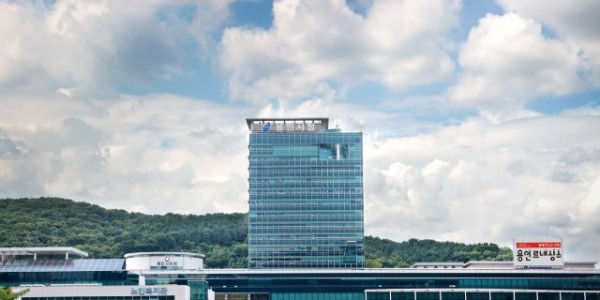 13. 용인특례시청사.jpg