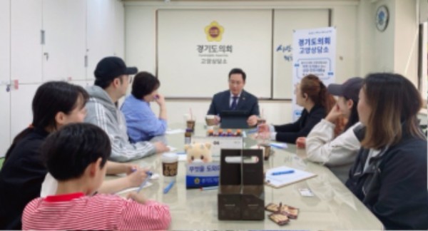 250425 변재석 의원, 고양시 초등 늘봄학교 운영 실태 점검을 위한 학부모 정담회 개최.jpg