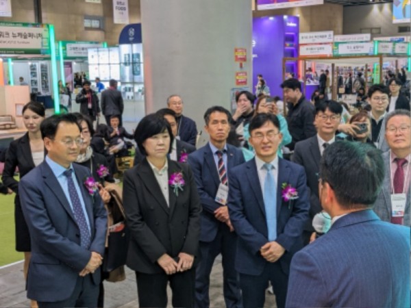 251031 심홍순 의원, “도전하는 기업이 경제의 버팀목”…G-FAIR KOREA 2025 개막식 참석 (1).jpg