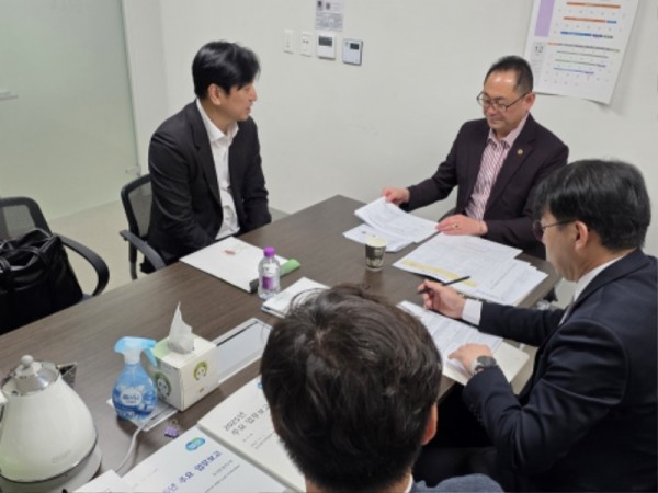 251107 김완규 의원, “복지예산 삭감, 현장 피해 막기 위해 도의회가 직접 챙기겠다.”.jpg