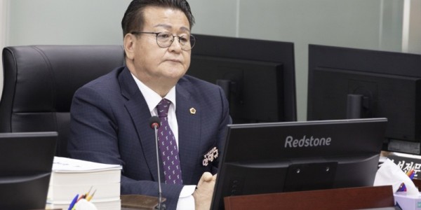 251202 안명규 의원, “근거 없는 예산, 도민의 신뢰 잃어...” 교육청 핵심 정책 총체 점검.jpg