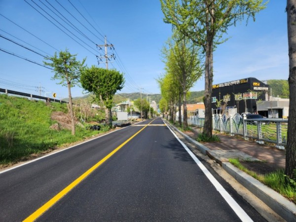 3. 용인특례시 처인구 포곡읍이 지역내 10개 주요 도로 재포장 공사를 마무리했다..jpg