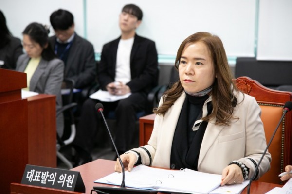 251224 최효숙 의원, 전국 최초 ‘검정고시 지원 조례’ 제정… 제도적 기반 마련.jpg