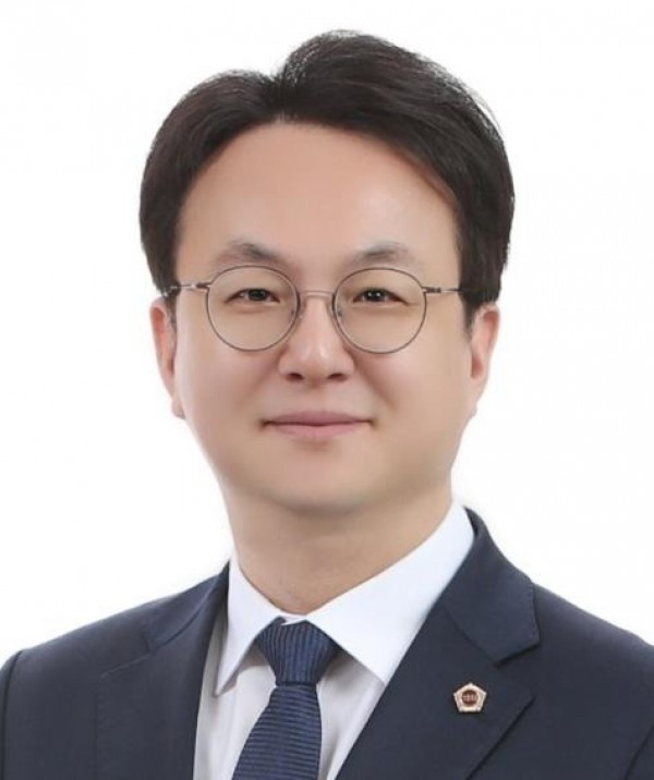 251229 이동현 의원, ‘현장·대안·책임’으로 완성한 행정사무감사 우수의원에 선정.jpg