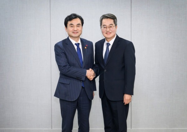 국방부 장관 간담회(1)..jpg